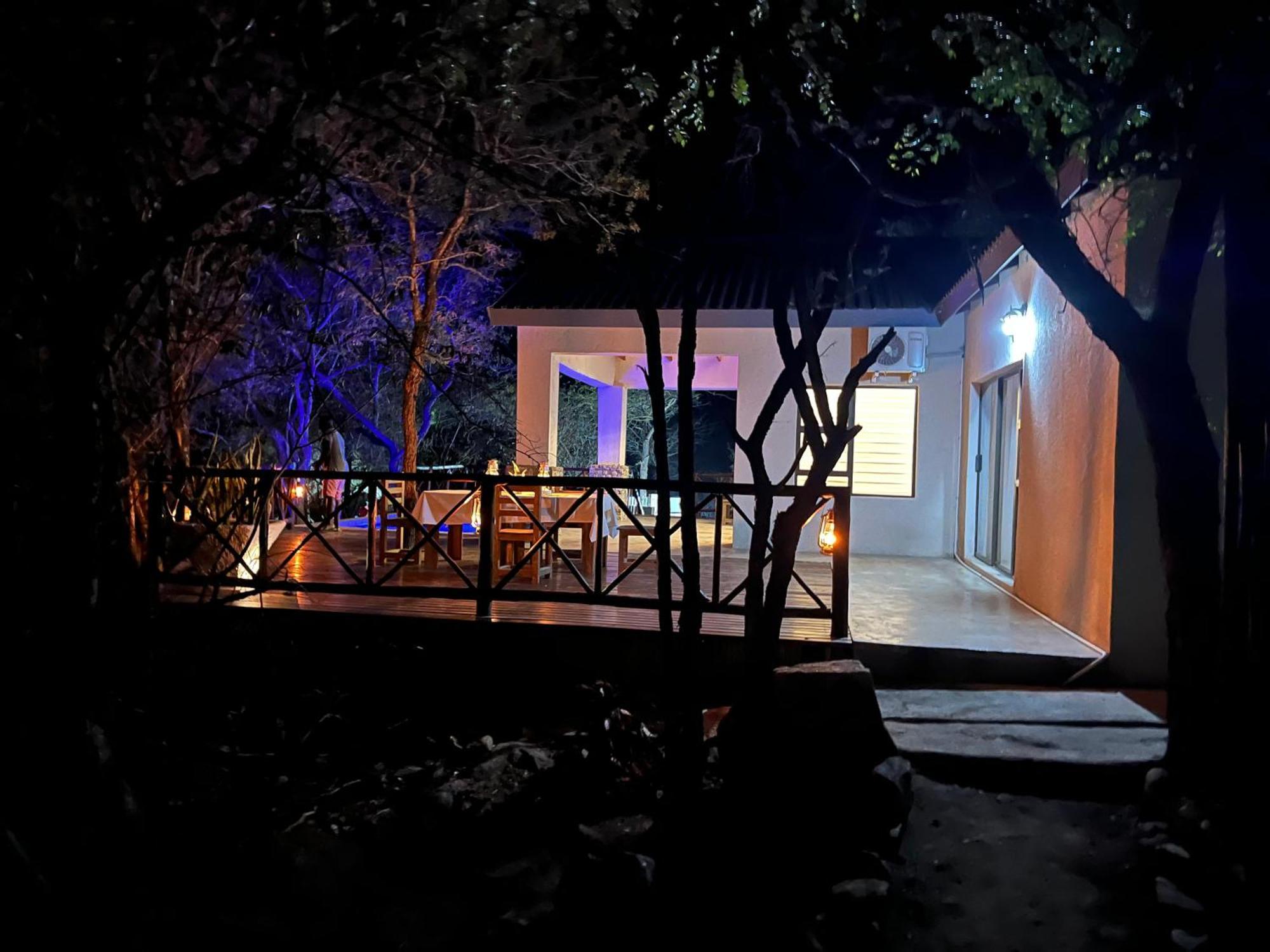 Kholiwe On Kruger Lodge & Safaris Marloth Park Exterior photo