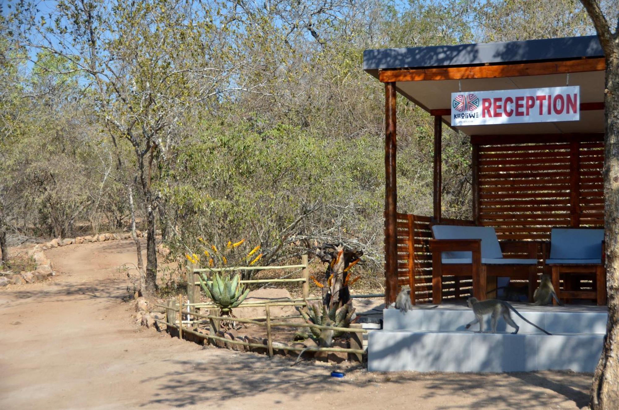 Kholiwe On Kruger Lodge & Safaris Marloth Park Exterior photo